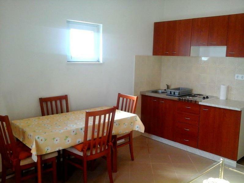 Apartmani Maris 特罗吉尔 外观 照片