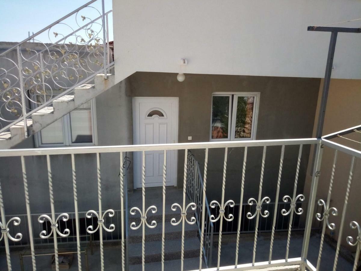 Apartmani Maris 特罗吉尔 外观 照片