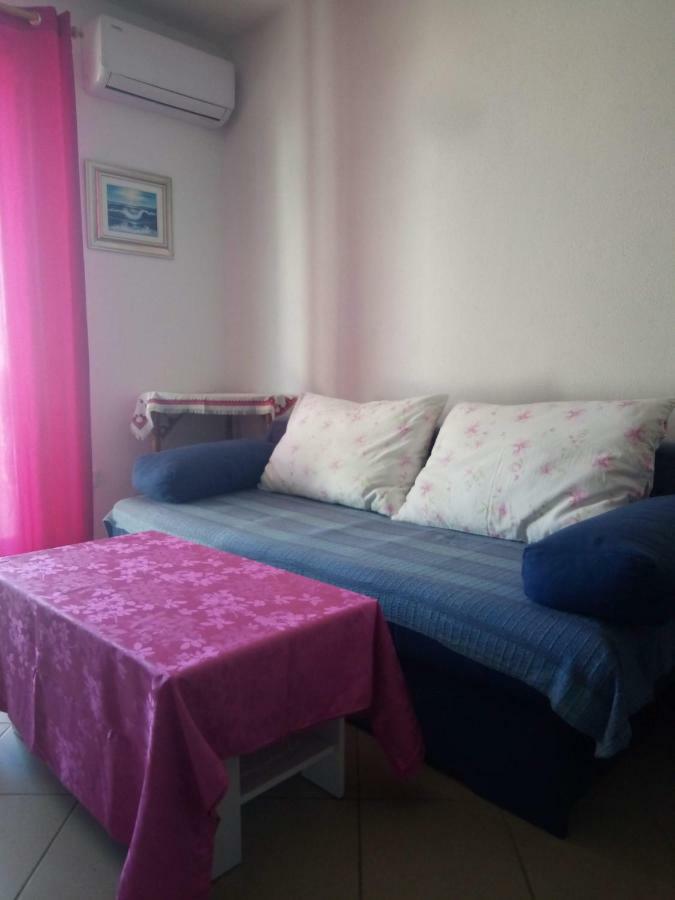Apartmani Maris 特罗吉尔 外观 照片