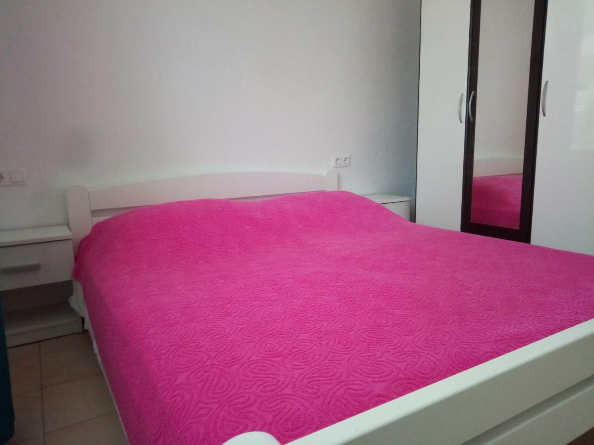 Apartmani Maris 特罗吉尔 外观 照片