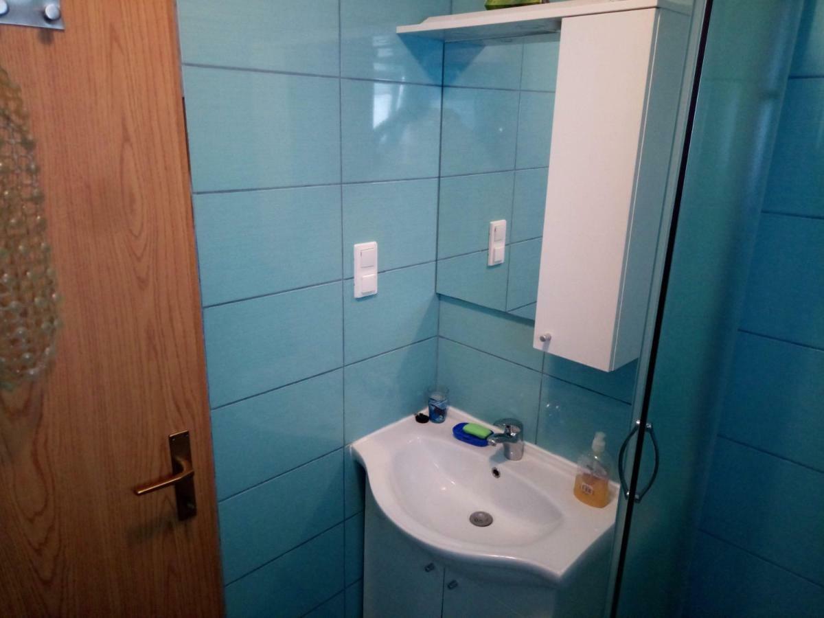 Apartmani Maris 特罗吉尔 外观 照片
